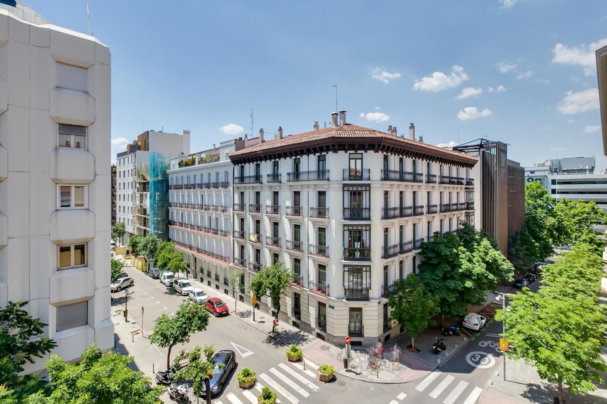 Apartamento Serrano & Claudio Coello: Lujo, Luz Y Elegancia Madrid